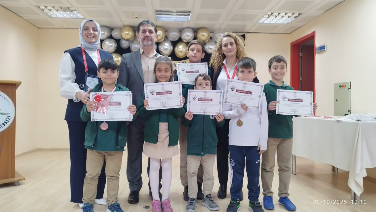 Trabzon Yomra Gençlik Merkezi (@gsb_yomragm) on Twitter photo 📸🥇🥈🥉 📸🥇🥈🥉