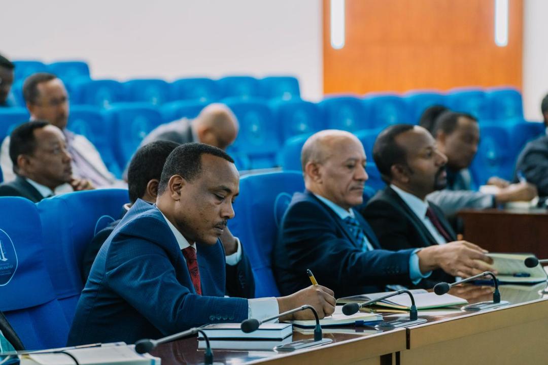 AbiyAhmedAli's tweet image. የብልጽግና ፓርቲ ሥራ አስፈጻሚ ኮሚቴ ዛሬ ጠዋት በተለያዩ ሀገራዊ ጉዳዮች እና በልዩ ልዩ የፓርቲ አጀንዳዎች ላይ ለመወያየት፣ ስብሰባ ጀምረናል።