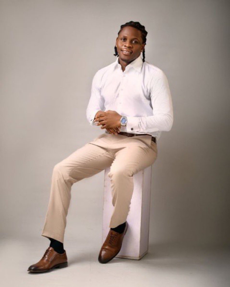 What do you really need before December? 

New phone
Laptop 
Clear debt
Pay rent 
₦2million
Business Support 
New Car.

Be sincere and follow make I fit dm you.