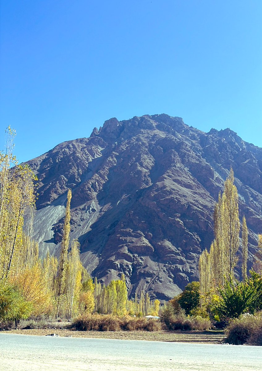 shakildohat's tweet image. At Sunset Cafe (Nizari Point) 
#Yasinvalley #Gilgit #GB