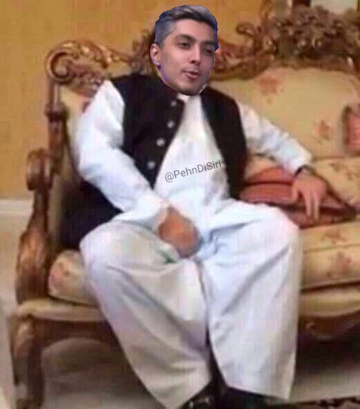 PehnDiSiri's tweet photo. Ali Tareen when asked to apologize publicly https://t.co/6XuISAFJn4