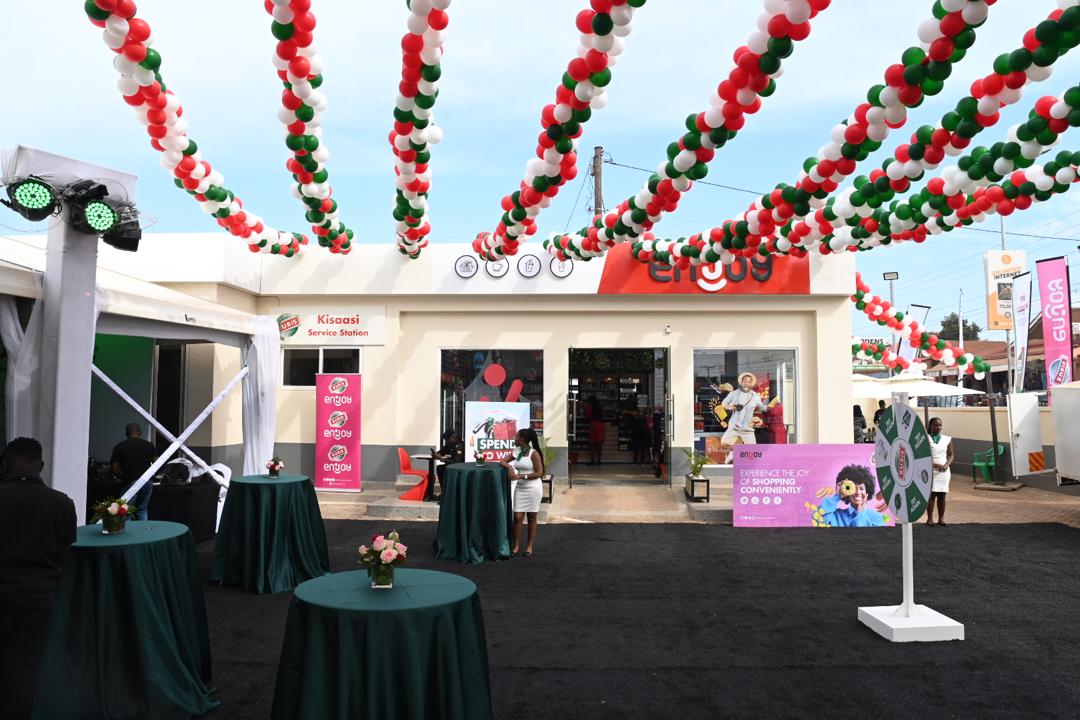 influencer74's tweet image. Big news! 🎉
@RUBiSEnergyUganda is launching 15 brand-new stations — because fueling up should always be easier, faster &amp;amp; #CloserToYou.
#RUBiSUg