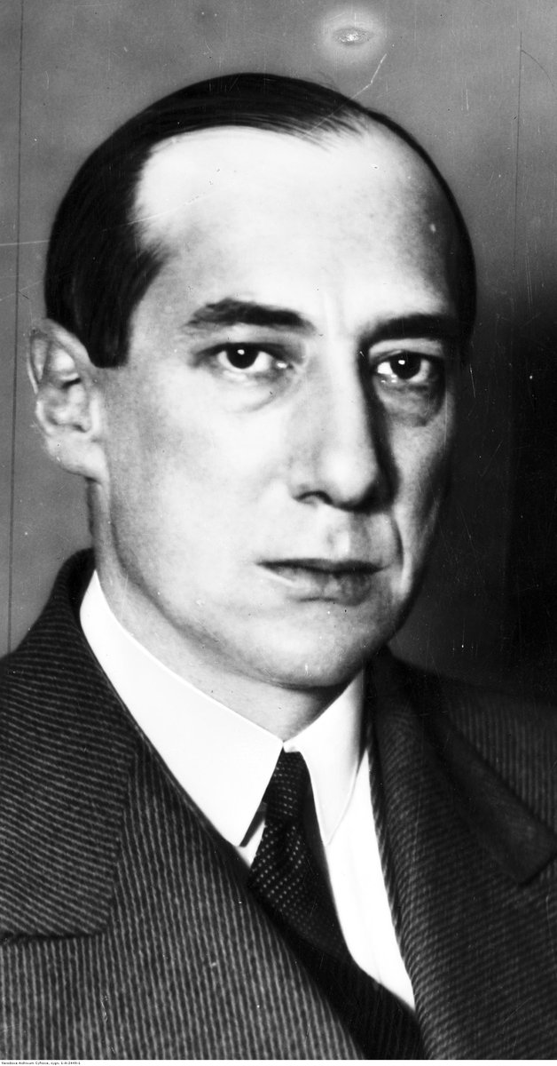 Ministerium Józefa Becka w Bibliotece Cyfrowej <a href="/PISM_Poland/">PISM</a> 

Tomy <a href="/PDD_PISM/">Polskie Dokumenty Dyplomatyczne</a> za lata 1932-1939 dostępne online do bezpłatnego pobrania - digit.pism.pl/dlibra/collect…

Najpełniejsze kompendium źródłowe o polityce zagranicznej prowadzonej przez min. Becka - łącznie ponad 3000 dokumentów