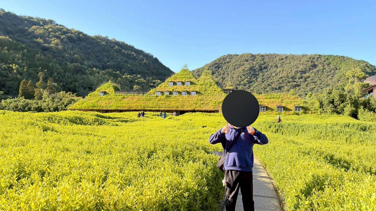 NAYUTA_FFRK's tweet photo. 長旅を経て、甥っ子と初対面出来ました♪
移動メインだったのですごく疲れた…💦
一度見てみたかったラコリーナ行けて満足！ https://t.co/A5Sh0YpdPm