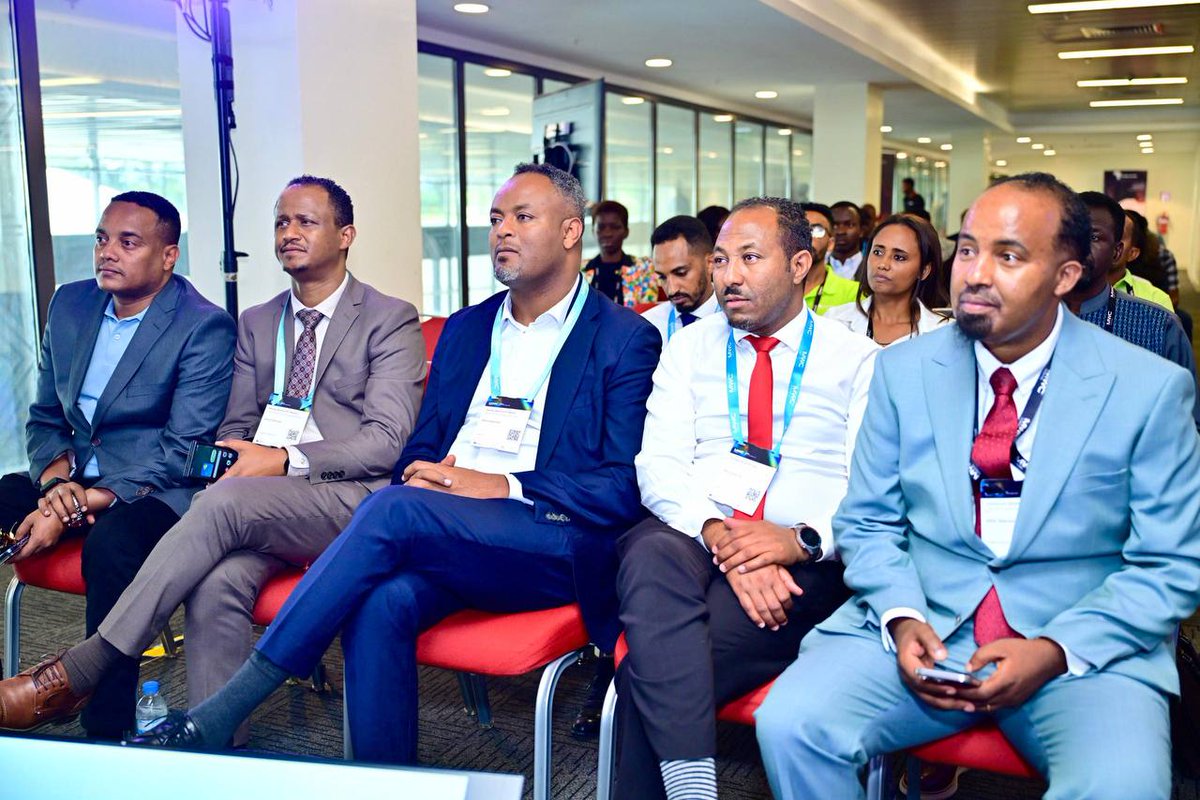 ethiotelecom's tweet photo. It positions both of us to establish regional collaborations in digital solutions, thereby fostering inclusion and innovation to forge an inclusive, AI-ready future for Africa. 5/5

#Ethiotelecom #MWCKigali2025 #FEWA #EducationInnovation #NextHorizon #GSMA #ITU #G6countries https://t.co/VY1spxE8Li