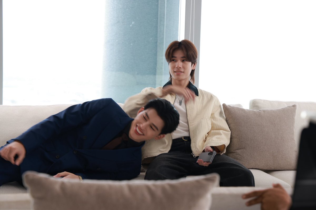 SPlDEYJKOO's tweet image. pondphuwin as theepeach feels already like home

MeAndThee 5M

#MeAndTheeSeriesPilot5M