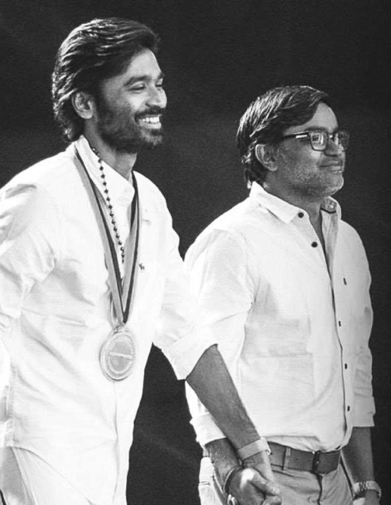 DhanushianV's tweet image. Madly Waiting For These Two Big Sambavangal 🔥🔥💥💥

#KokiKumar #Pudhupettai2 #AO2 🔥 

Bring it on @selvaraghavan sir ❤️🔥🔥💥 
@dhanushkraja