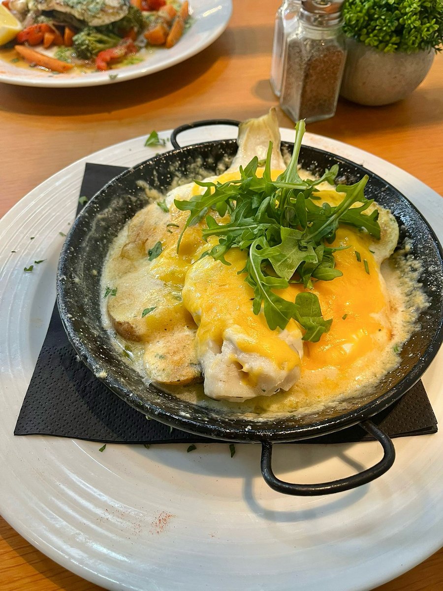 Solo Bar & Grill tweet media