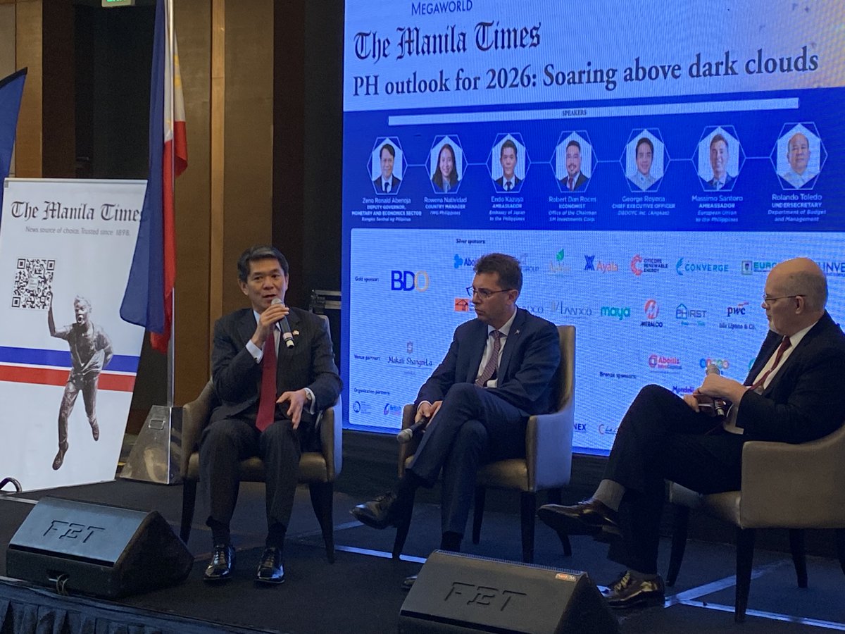 AmbJPNinPH's tweet image. Honored to join a forward-looking dialogue on the Philippine economy at The Manila Times Year-End Economic Forum 2025. 🌐📈 Humbled to share my thoughts on 🇯🇵’s continuing support for the 🇵🇭’s economic development and sustainable growth as a #TrustedPartner. 🤝
