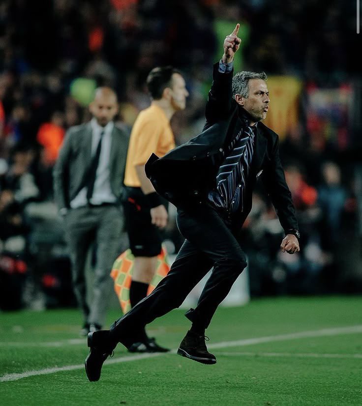 Goals360hub's tweet image. 🚨 FOOTBALL FANS GAIN TRAIN 🚨
- Drop your @ handles 
- Follow everyone that LIKE your comment 
- Follow me & turn on post notis 🔔
- RT for others  🤝
Just hit me up and I follow back for real.