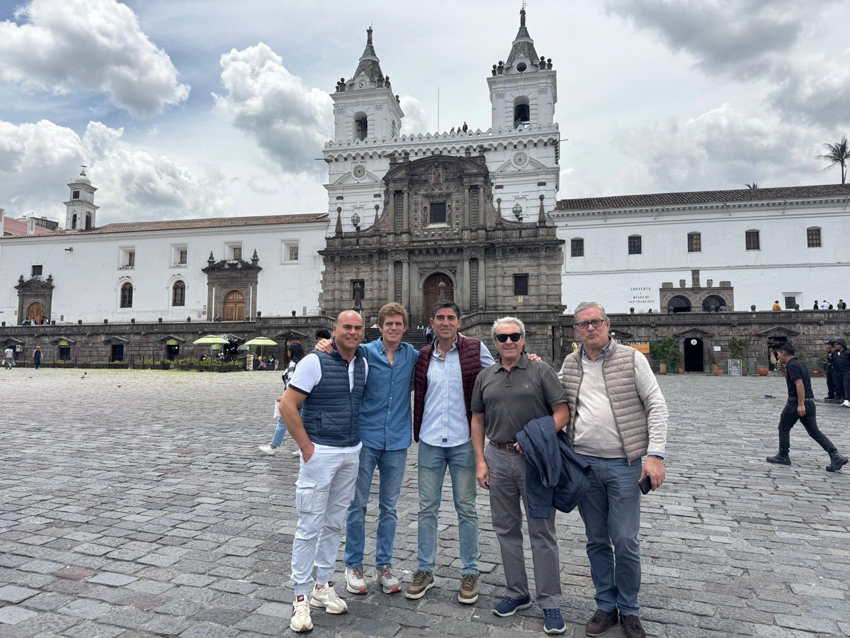 Azpeitiko Zezen Plaza tweet media