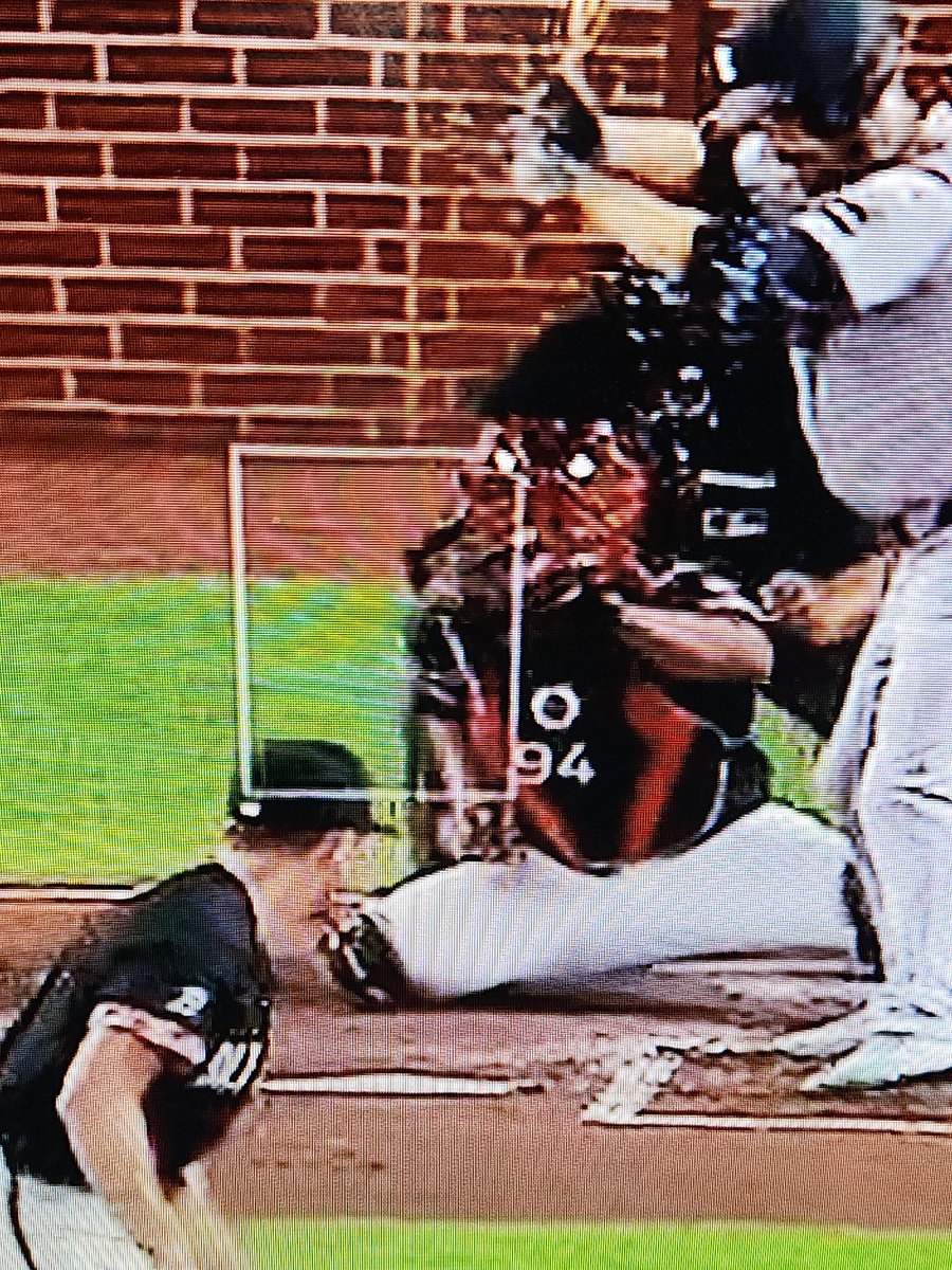 Nets1fan's tweet photo. @WFAN660 
#mlb umpires are definitely betting on baseball games against certain teams and certain players. 
Aaron judge is a prime example with the super extended strike on he has to deal with every time he steps into the batter's box. 
#mlb umpires are blatant in their actions https://t.co/QxJcjYlEQT