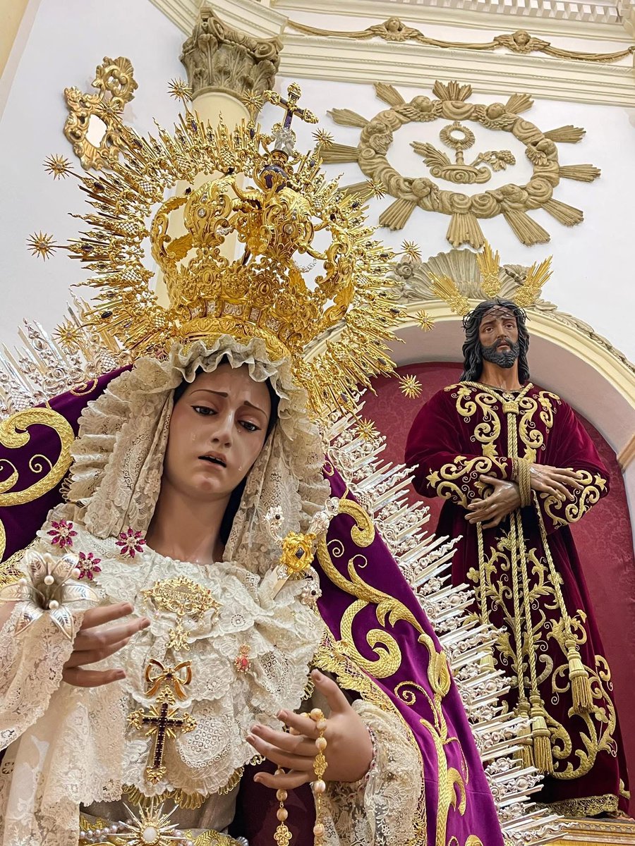 María Stma. De Gracia y Perdón ya preside su capilla junto a Ntro. Padre Jesús de la Sentencia en Santa María de la Encarnación. Tras su bendición y días de veneración, nuestra Madre ocupa su lugar definitivo, acogiendo a fieles y devotos bajo su amparo maternal.

#GratiaPlena
