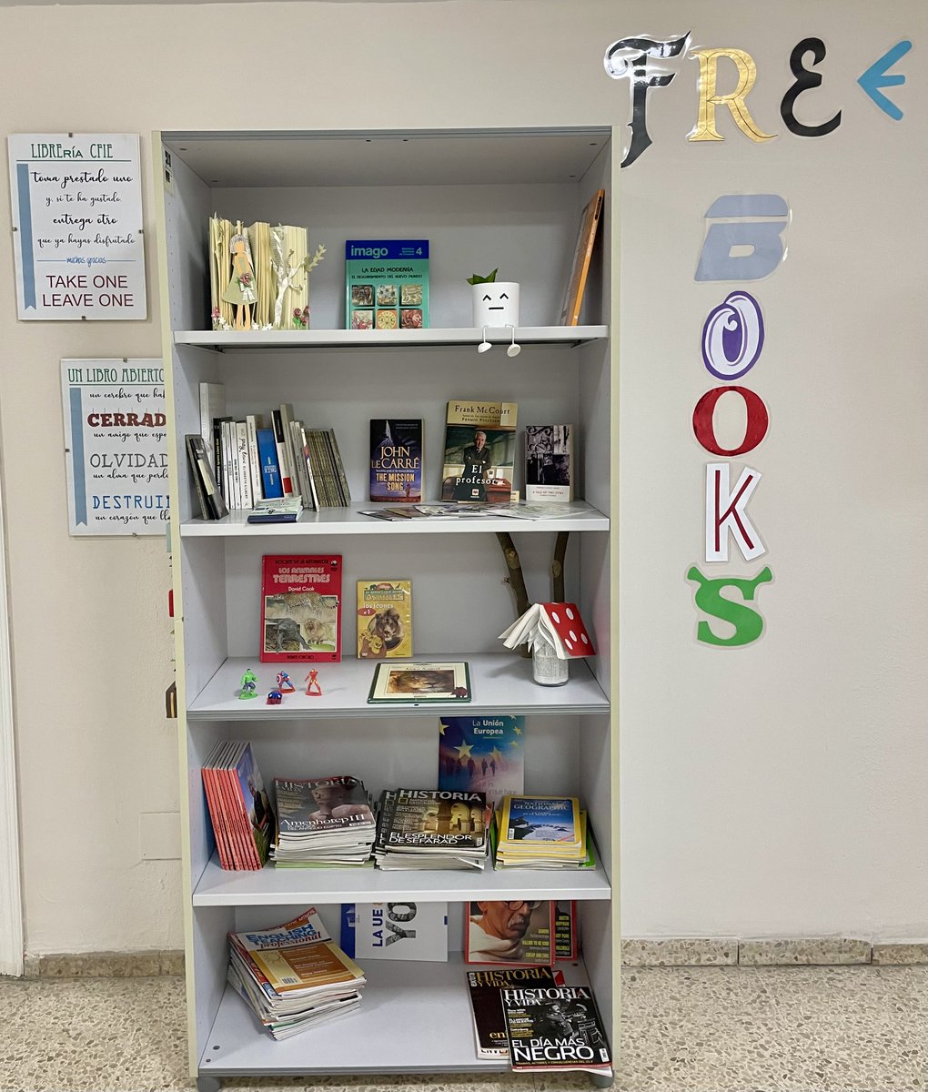 Hoy celebramos EL DÍA DE LAS BIBLIOTECAS, cuyo lema de este año es “Contra la DESINFORMACIÓN 🗣️, Bibliotecas” 📚📚Ven a conocer nuestro espacio FreeBooks y el mural dedicado a la poesía en colaboración con la iniciativa POEMAS QUE SALVAN 💌 de La
<a href="/AsociacionLaSAL/">La SAL Asociación</a> 
<a href="/educacyl/">Educación JCyL</a>
