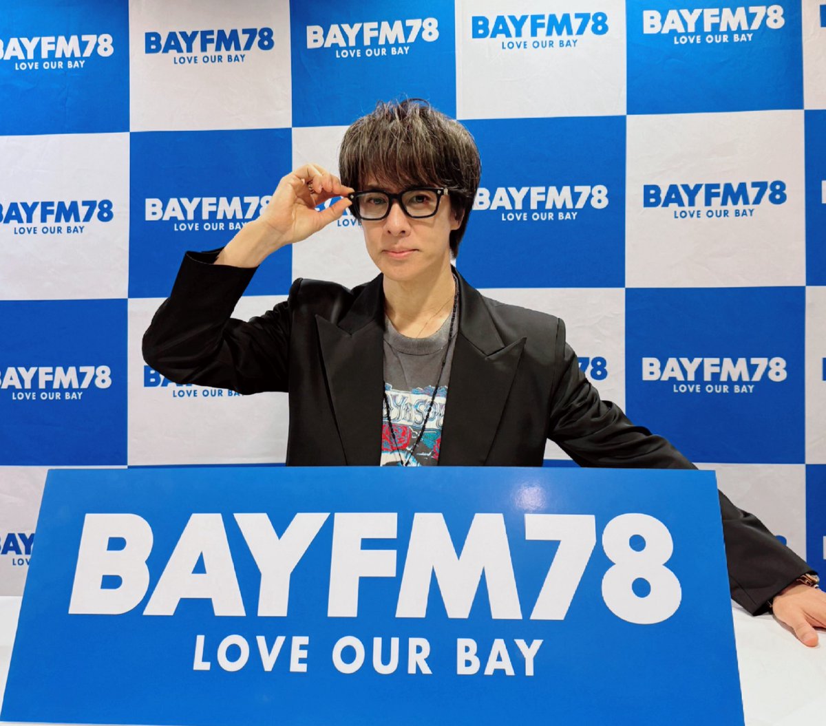 satominページです。 フリルVネックニットカーディガン – FACE SANS FARD