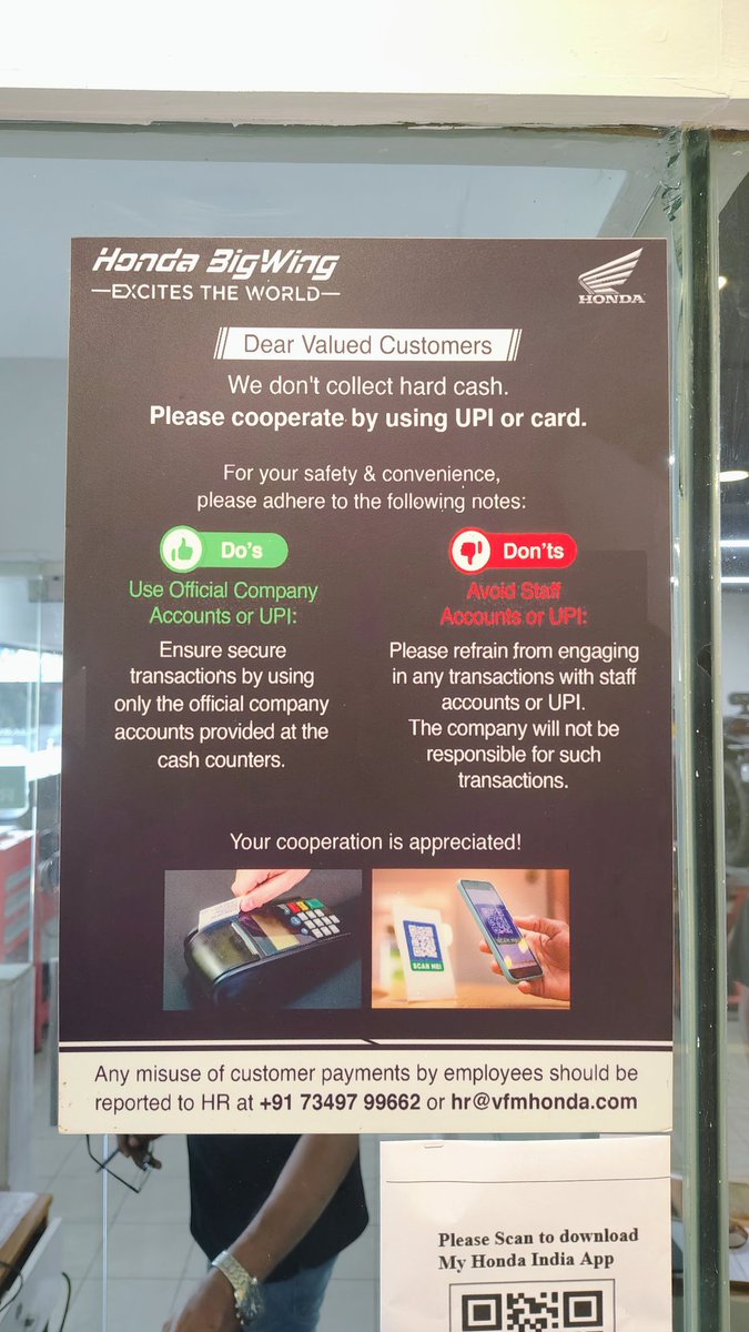 CebushJose's tweet photo. Another day another cash not accepted board. 
@hondabigwingblr  why is cash not accepted, if I am carrying cash? Why am I forced to pay through an online medium? 
Since when did cash stop being acceptable? https://t.co/JfRPgLpSkS