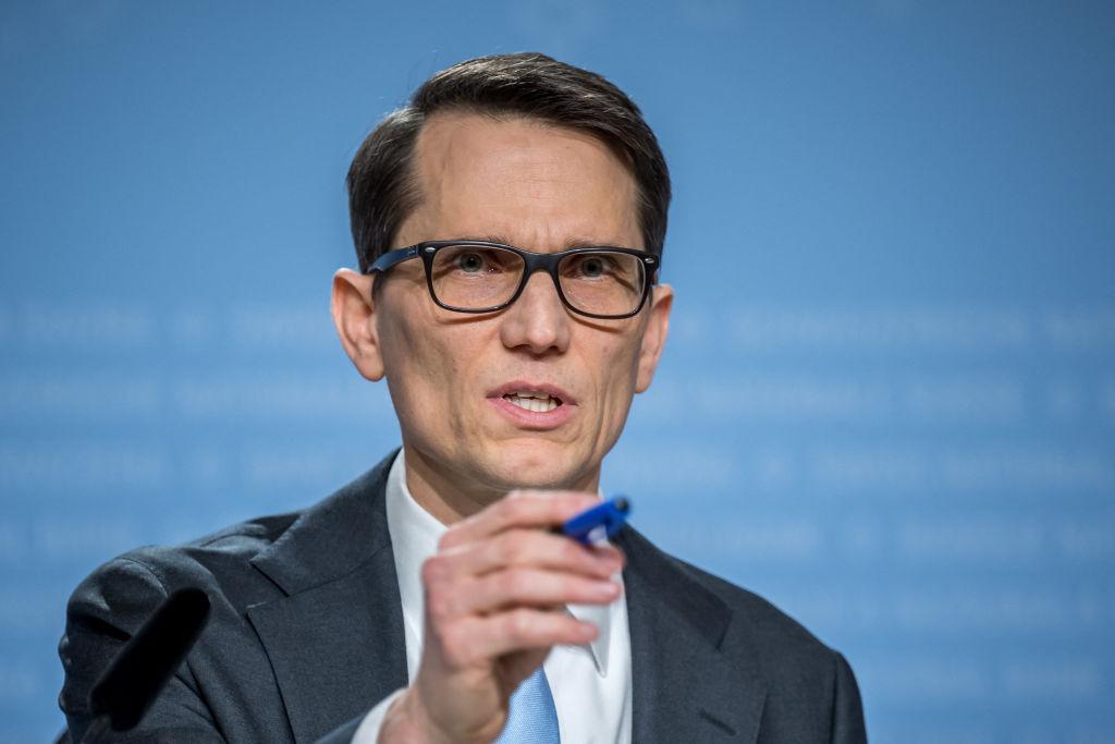 businessamfr's tweet image. La Banque nationale suisse publie pour la première fois les données de sa réunion de politique monétaire : les taux d’intérêt restent à zéro fr.businessam.be/la-banque-nati… #BanqueNationaleSuisse #PolitiqueMonétaire #TransparenceFinancière #TauxDInteret #EconomieSuisse