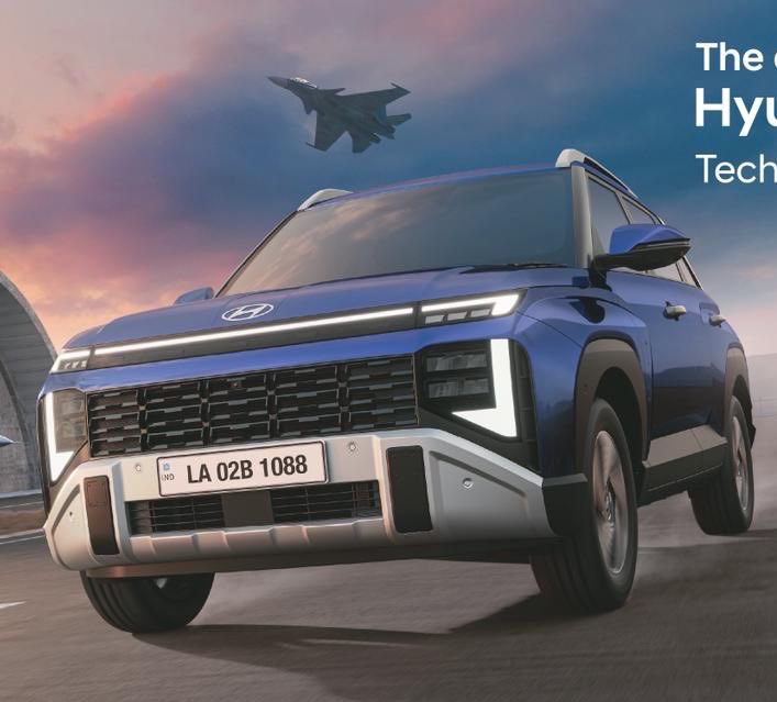 sidpatankar's tweet image. New 2nd gen Hyundai #Venue teased. 
* Taller, wider, longer wheelbase
* Dual(12.3” + 12.3”)curved panoramic display
* Dark navy / grey dual tone cabin 
* new LED lighting signature 
* 2 new colours, 7 petrol, 4 diesel variants
Over 700,000 units of gen 1 sold in India alone.
SVP