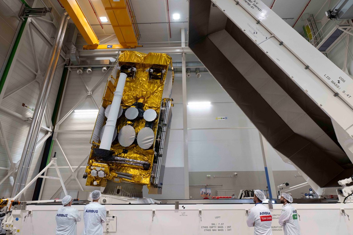 Airbus-built SpainSat NG-II new generation secure communications satellite 🛰️ has been successfully launched 🚀 from the Kennedy Space Center. 
Operated by Hisdesat for the Spanish Armed Forces 🇪🇸 it will ensure Europe’s most advanced secure communications, together with its twin