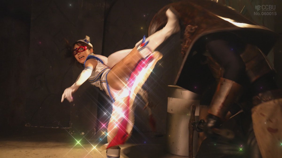 giga_paripopo's tweet image. 絶対絶命のヒロインを助けに来る完璧なフォンテーヌ。
悪の戦略によって即ボコられてしまう、、