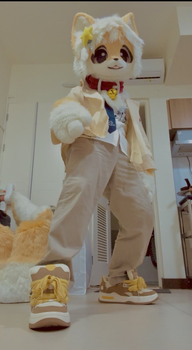 kirlecode's tweet image. Fit check #fursuitfriday