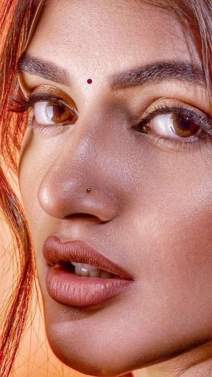 kushitha_love's tweet photo. Sree Leela face Card 🤤

#actress #Tollywood #Sreeleela https://t.co/CqwfvWD4NQ