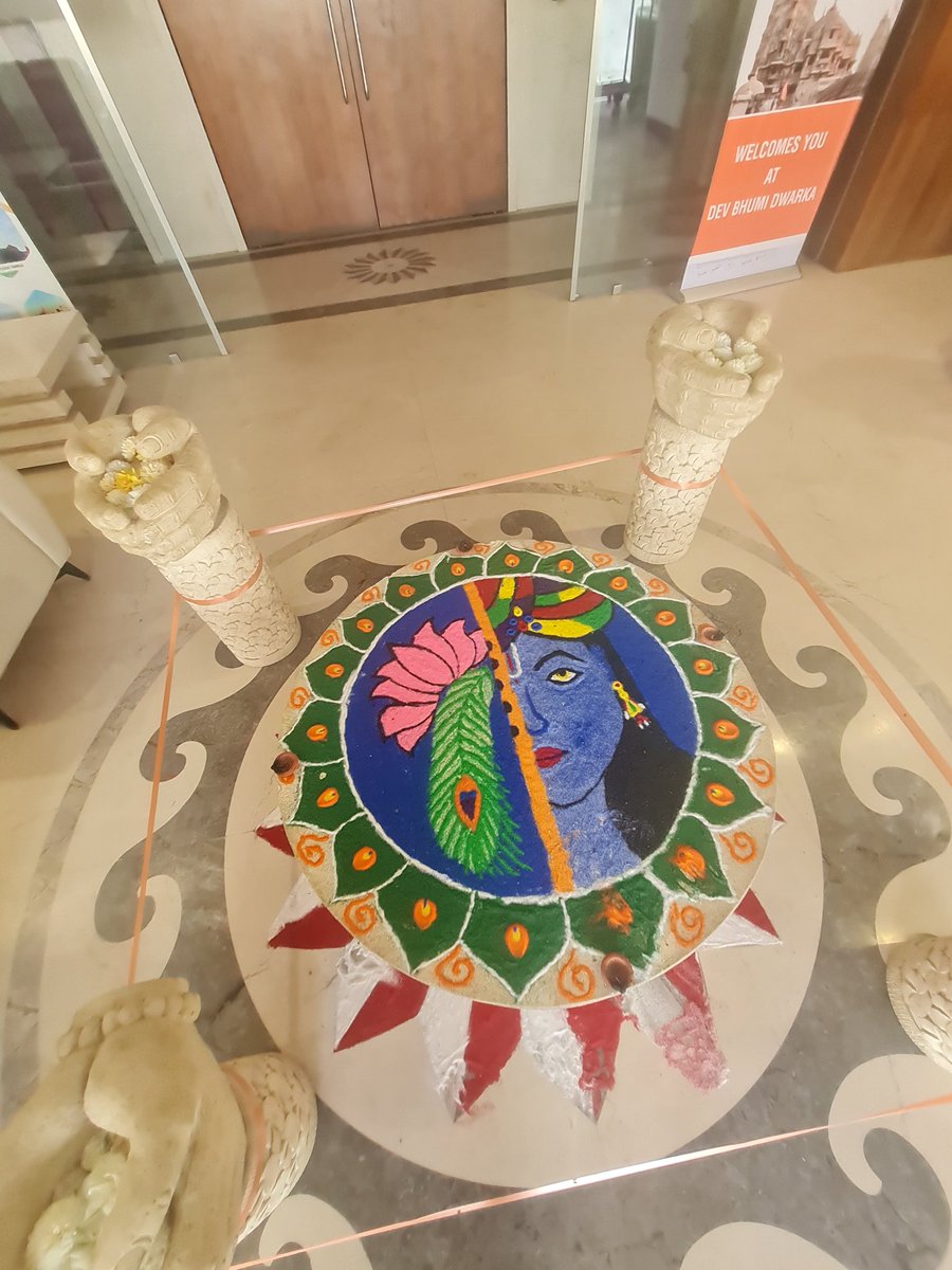 jappsh's tweet image. Road trips..via #Vantara/Jamnagar ....to #Dwarka–Bet Dwarka in scorching heat.....

 Sunscreen failed, bhakti prevails🙏