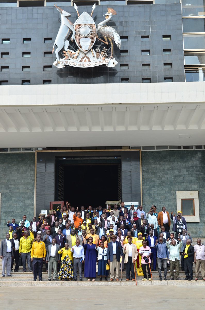 Luwero_Rwenzori's tweet image. I met with civilian veteran Sub-county chairpersons at Parliament to deliberate on key matters concerning the welfare of our veterans, including Akasiimo payments, healthcare, and accountability for ongoing programmes under the Luwero Triangle Ministry. I reiterated that our…