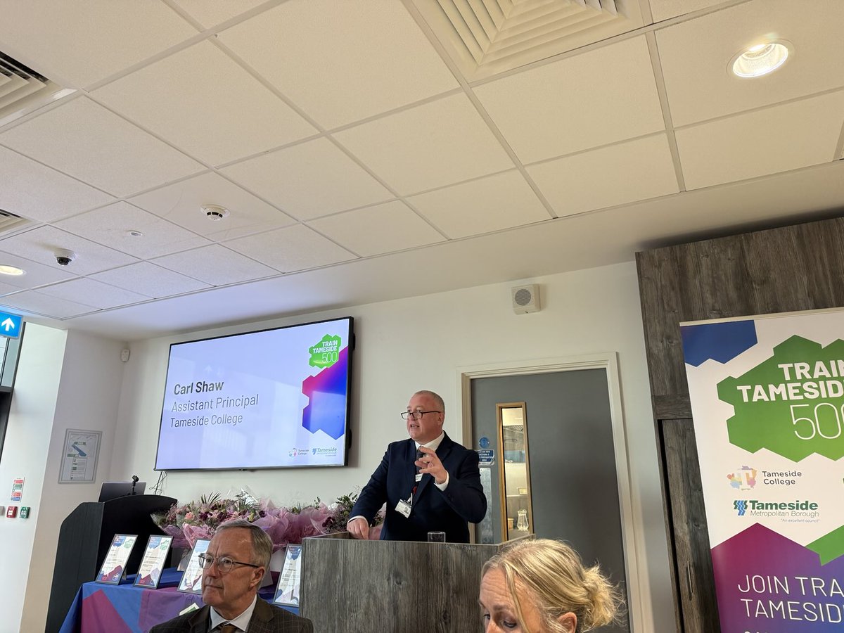 Jackie Moores- Tameside College & Clarendon Sixth tweet media