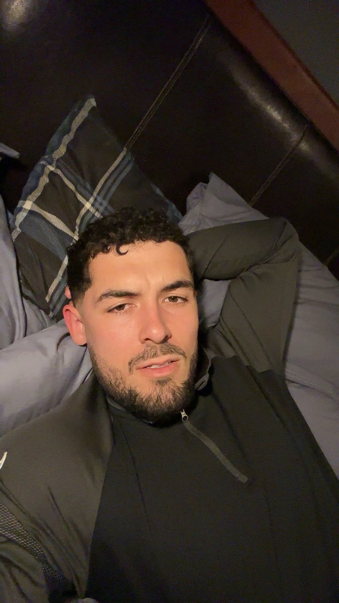 AlphaAndreas28's tweet photo. Woke up in a good mood this morning &amp; look what day it is.. tax Friday. Get on that throne now. https://t.co/UVqu3qiSjj