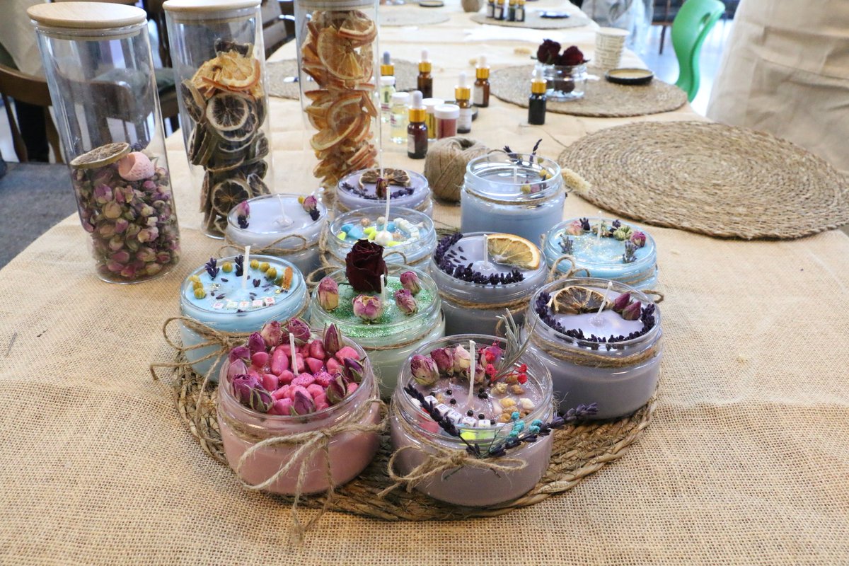 💜 🌿 Belediyemize bağlı Binevş Kadın Dayanışma Merkezi, kadın dayanışmasını güçlendirmek amacıyla Bismil’den gelen genç kadınlar ve Amedspor Kadın Taraftar Grubu Mor Barikat üyelerini bir araya getirdi.

🕯️ Merkez çalışanları tarafından düzenlenen etkinlikte meditasyon ve mum