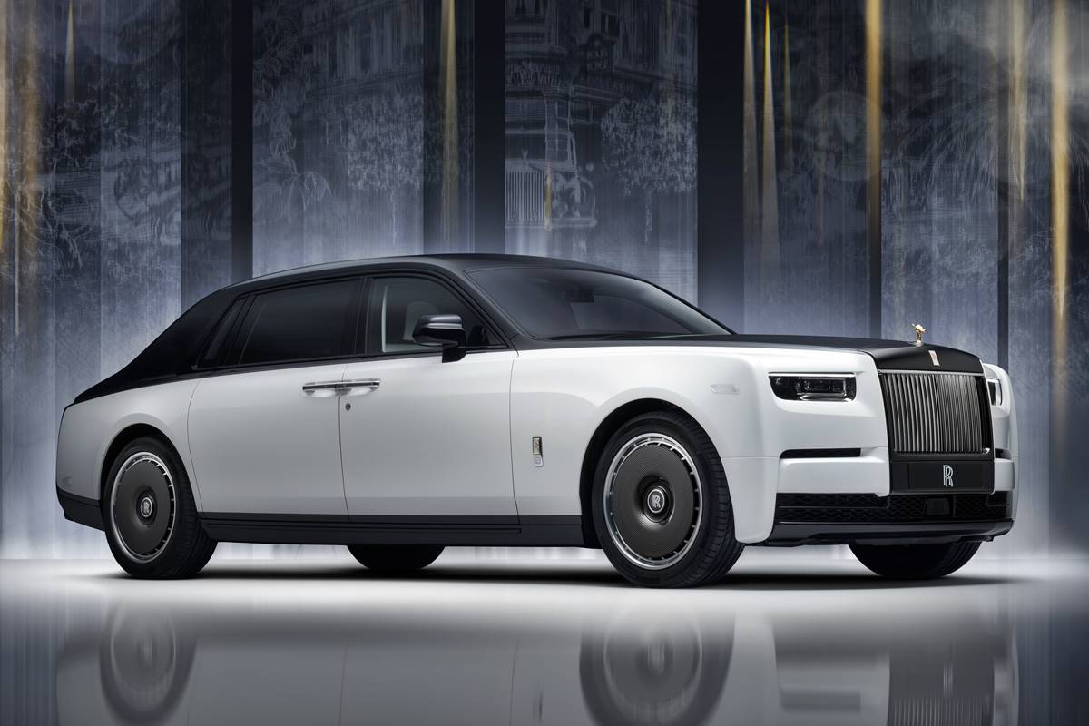 😍 Rolls-Royce condensa un siglo de historia en solo 25 autos. El Phantom Centenary Private Collection celebra 100 años de lujo británico con arte y precisión. 👉 wp.me/pabQqR-tL8