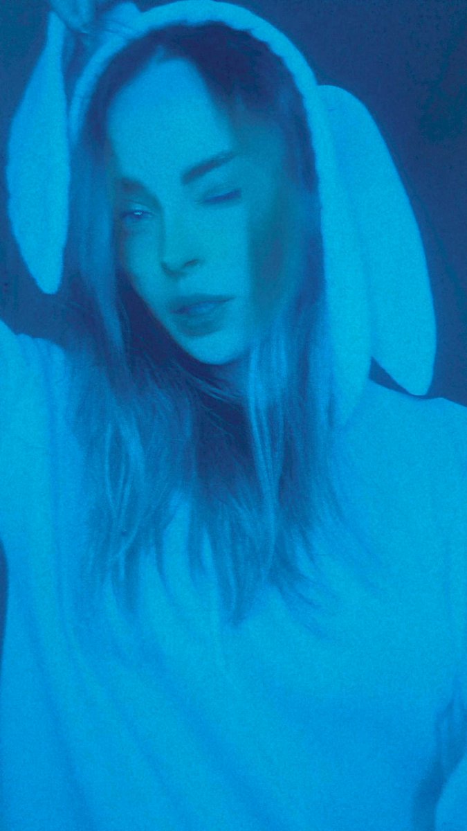 Якщо хтось ще не зрозумів який у мене улюблений колір.

Це синій. Блакитний. Ясно? Синііііййй. Блу. Прям як лінк на збір 🥹

send.monobank.ua/jar/24EgN7cmQe