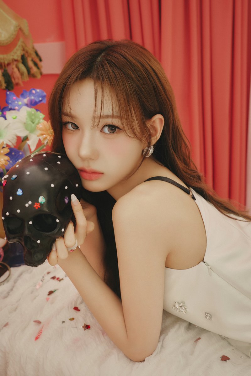 izna_offcl's tweet image. 2025 izna 1st FAN-CON &lt;Not Just Pretty&gt;
Concept Photo : RYU SA RANG
#izna #이즈나
#RYUSARANG #유사랑
#izna_FANCON
#NotJustPretty #izna_NotJustPretty