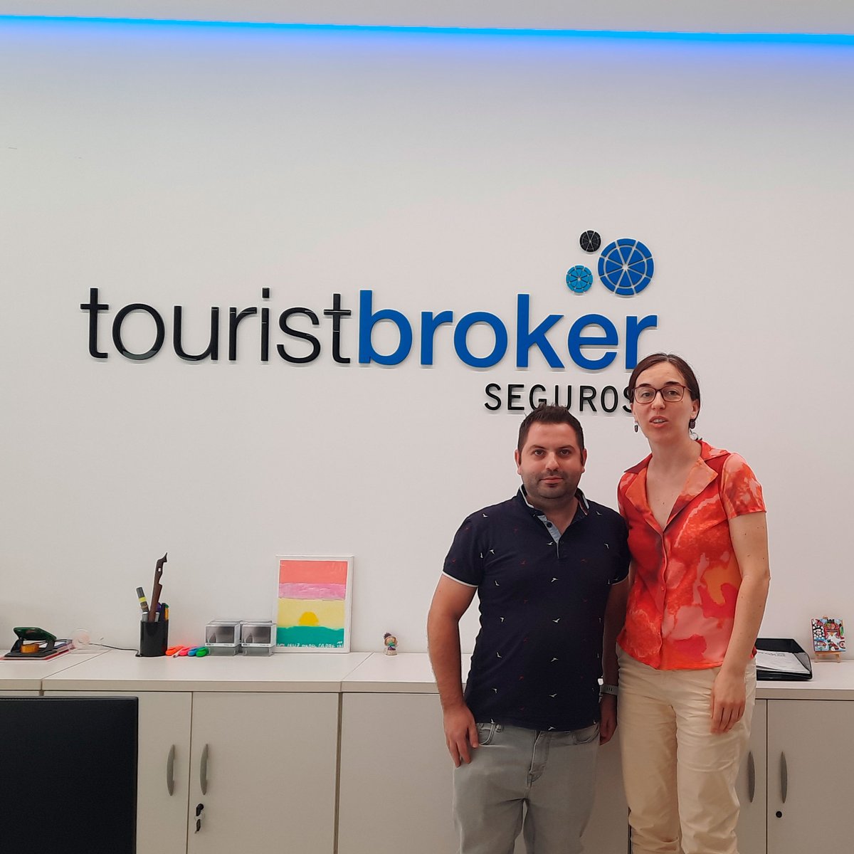 codeoscopic's tweet image. Visitamos Tourist Broker, una #correduría especializada en soluciones de seguros para empresas del sector turístico y expat
Gracias Sergio Gómez por mostrarnos vuestra forma de trabajar. Nos ayuda mejorar nuestro servicio 💪
#Codeoscopic #CodeoscopicWorkspace #AtenciónAlCliente