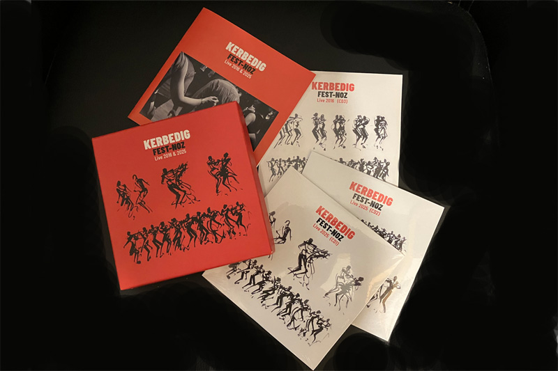 ✅ Kerbedig revient en force ! 🎶💿

Après plus de 400 fest-noz, célèbre groupe breton sort 1er album : coffret 3 CD live intitulé Fest-Noz Live 2016 &amp; 2025
👉 Sortie officielle  17 octobre 2025 Arfolk et grand fest-noz à Pontivy / Pondi 10 novembre !
👉 nhu.bzh/kerbedig-coffr…