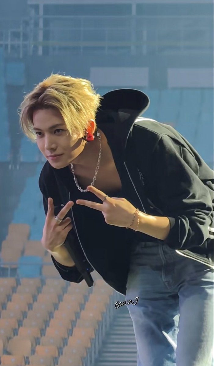 bro... THIS HEESEUNG IS TOO FINEE 😳🫠