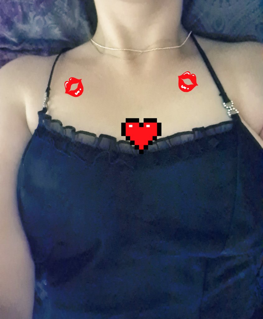 Günaydın anlık sizler için hiç yatağımdan çıkmak istemiyorum bugün🫦müsait çiftleri DM ye bekleriz hafta sonu güzel dakikalar gecirebiliriz🔥🥃💋🫦💃