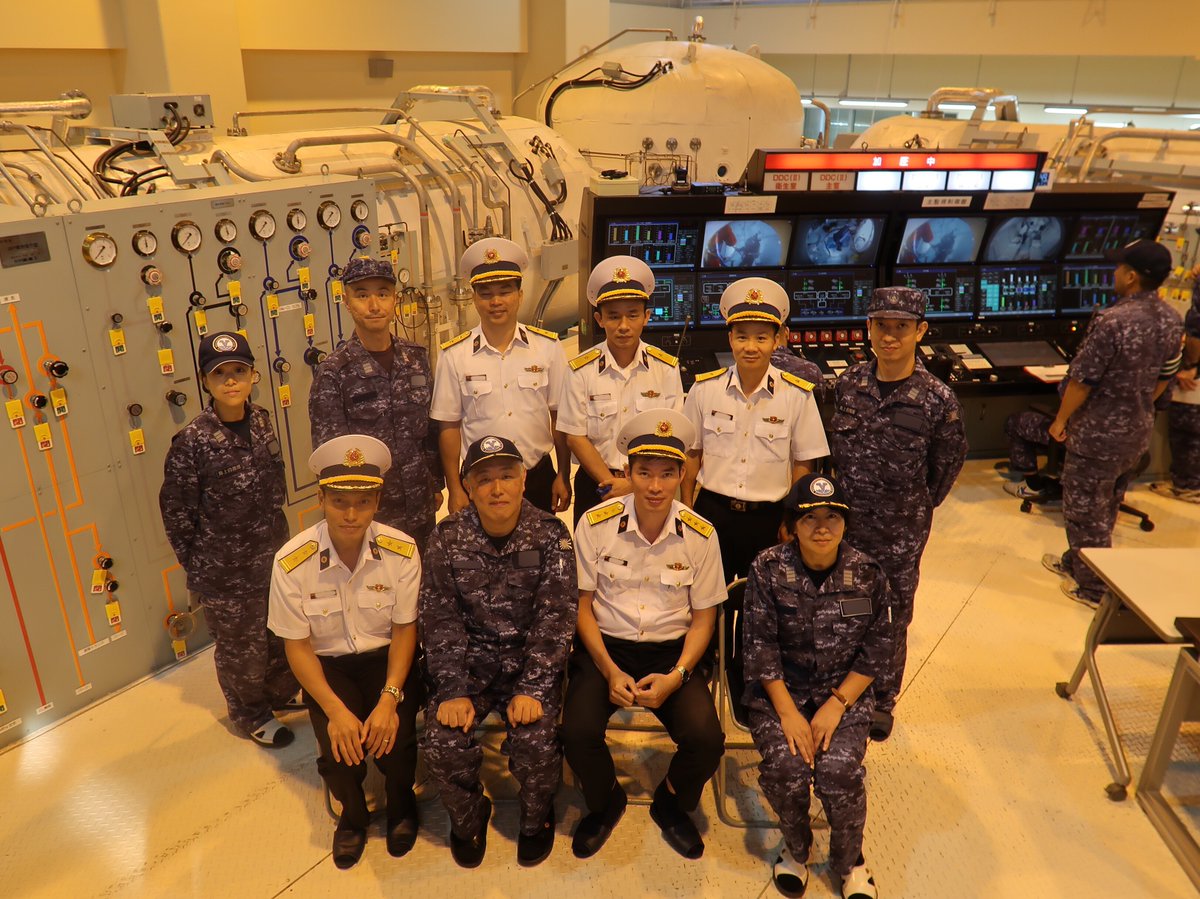 ModJapan_en's tweet image. Oct 15-19, #JMOD/#JMSDF conducted a capacity building project on underwatermedicine for Vietnamese Navy. As a culminating event of its 13th-year project, JMSDF held training using a deep diving system for the first time and shared expertise through medical seminars 🇯🇵🇻🇳
