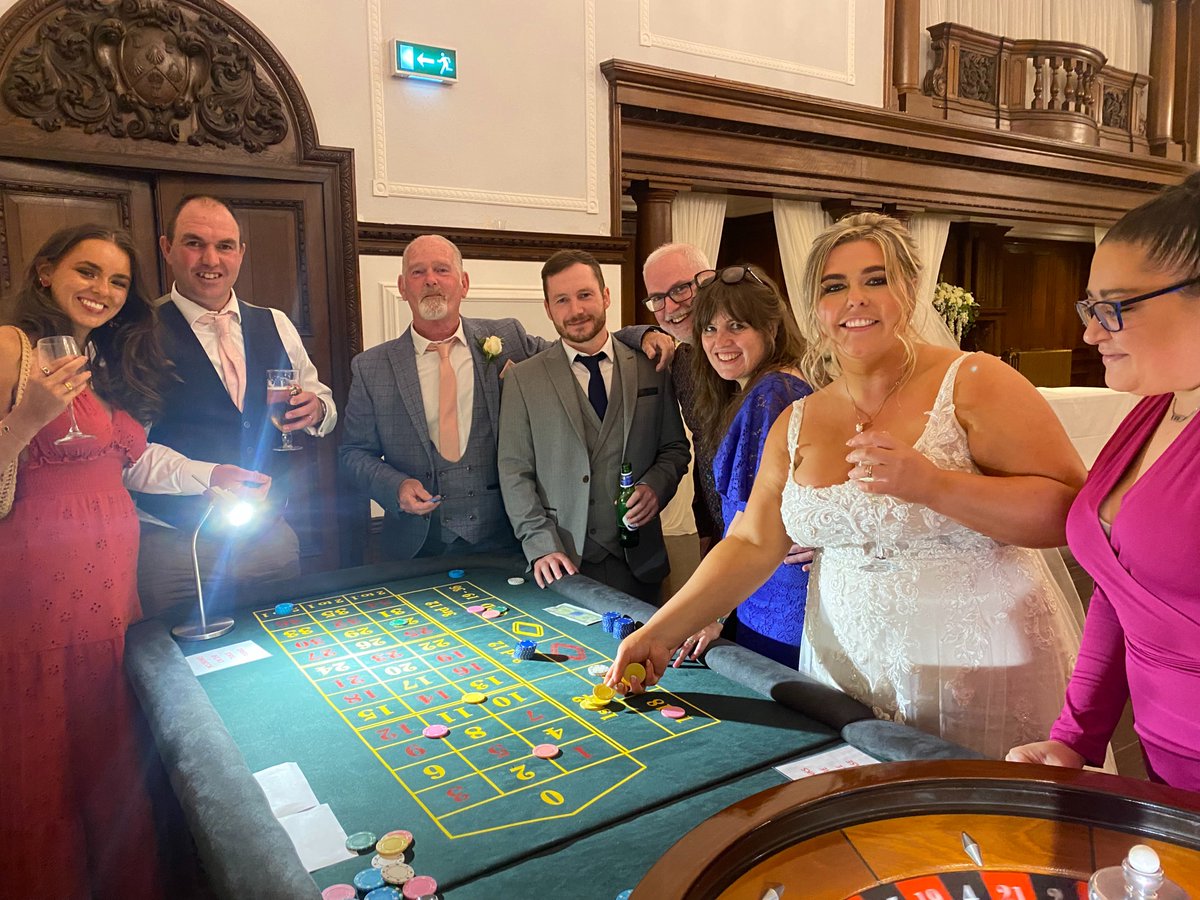 A 𝗙𝘂𝗻 𝗖𝗮𝘀𝗶𝗻𝗼 at a wedding is 𝘈𝘓𝘞𝘈𝘠𝘚 a good idea! ♣️♥️

 #FunCasino #WeddingEntertainment #CasinoGames #WeddingGames #CasinoNight #CasinoParty