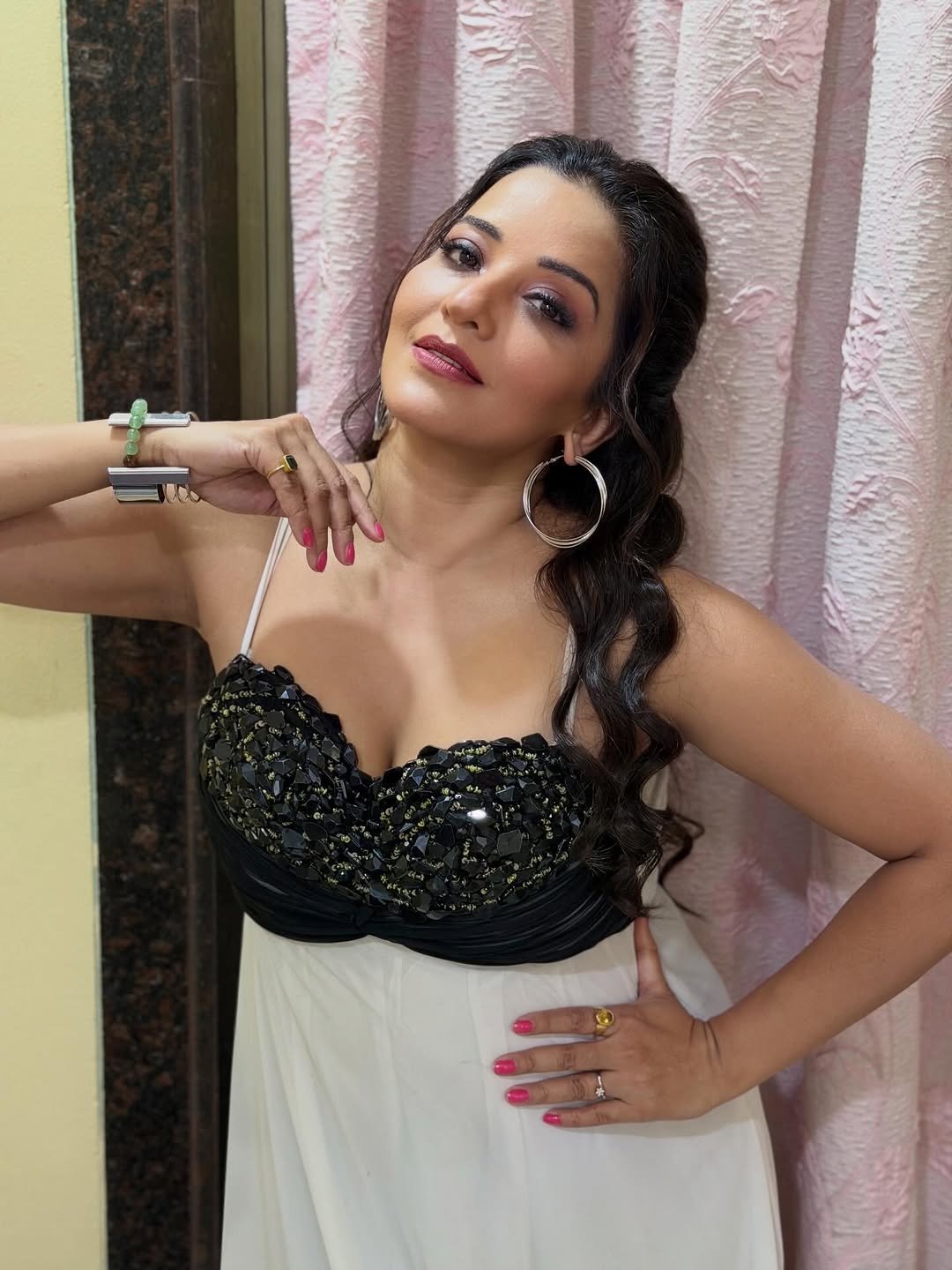 G4AtgUmW8AALEo7?format=jpg&name=large