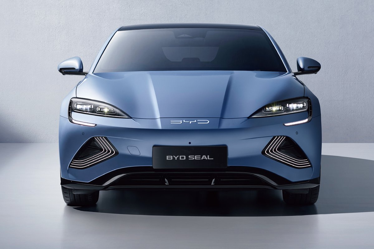 bestcarmagazine's tweet image. BYDのシールがアプデを発表したぞ！足回りの瀬能向上はもちろん見所だけど、なんと今回の価格改定で後輪駆動モデルは500万円切り！国内導入記念として1000台限定だった金額が今後は正式価格になるぞ！
#BYD #SEAL
bestcarweb.jp/news/1352103