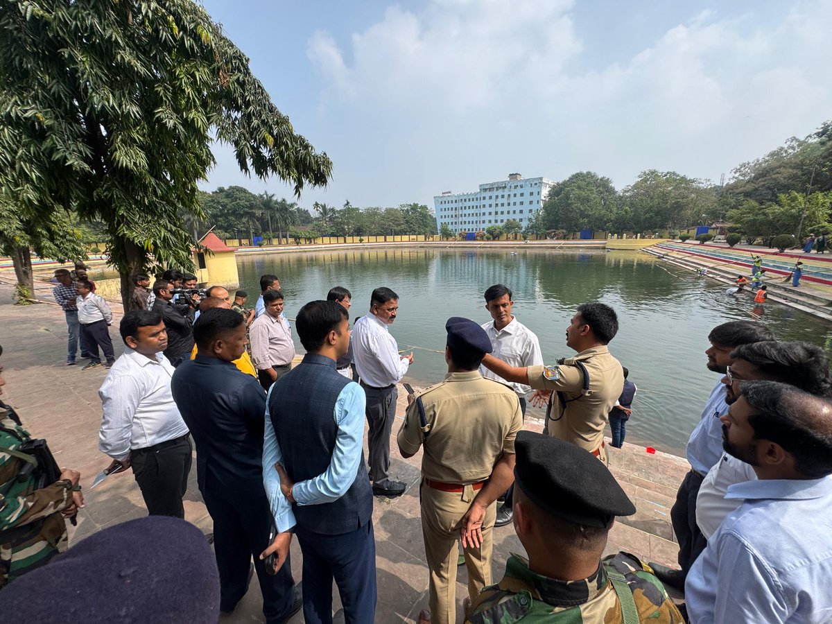 लोक आस्था के महापर्व छठ को लेकर राजधानी रांची सहित विभिन्न छठ घाटों और जलाशयों पर की जा रही तैयारियों का आज नगर विकास एवं आवास विभाग, झारखण्ड सरकार के माननीय मंत्री श्री <a href="/kumarsudivya/">Sudivya Kumar</a> जी ने निरीक्षण किया। इस अवसर पर मंत्री जी ने मुख्य रूप से चडरी तालाब, जेल तालाब, दिव्ययान तालाब,