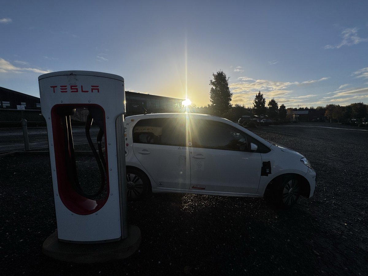 Have you ever been stuck on a <a href="/TeslaCharging/">Tesla Charging</a> ? 

Me? YES,several times but today I learned something I never knew about!

There’s a release button on the version  2 CCS - who knew!? Not me 

good news is the 1/2 hr I spent trying to release it &amp; on hold to help was 27p not 40p :)