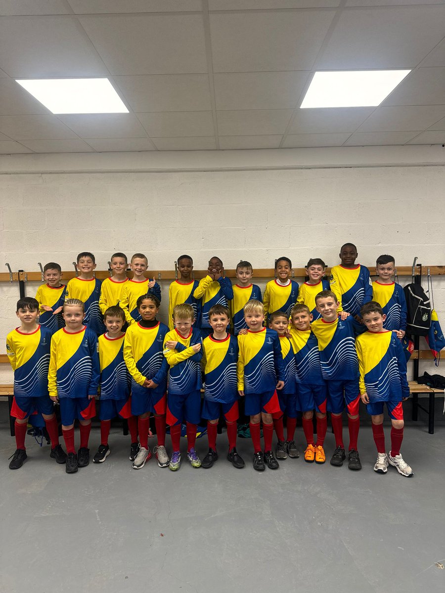 Our 2018 and 2017 groups were mascots for the UEFA Conference League game against Celje last night. Well done all. ⚽️☘️