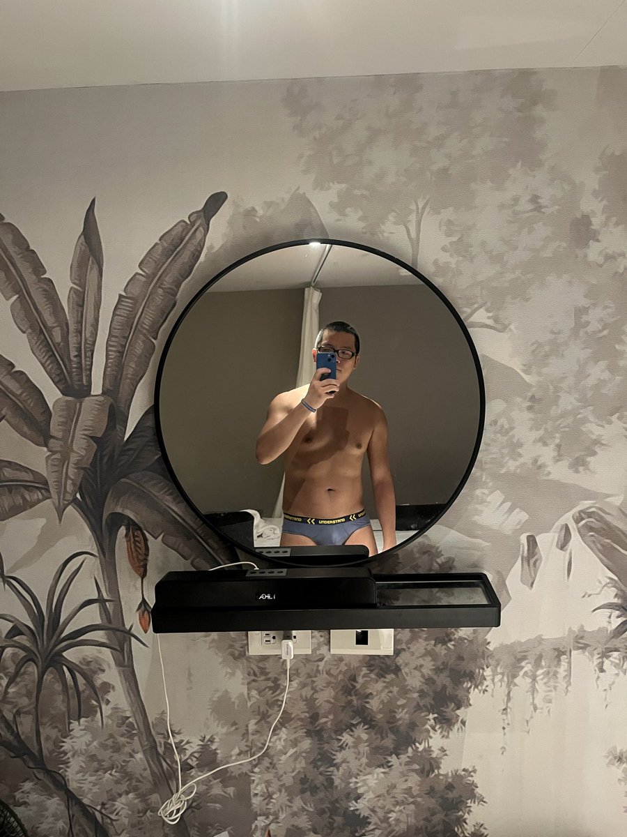 HuskyDog tweet media