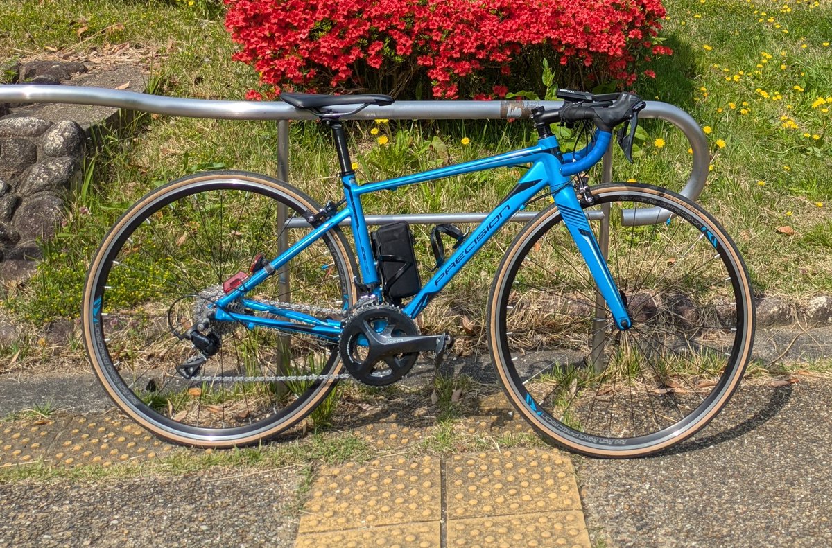 cocorobi_gtx's tweet photo. コンポも違う、チューブも違う
何が違ってて差が出てるのかは謎

ただ、長く足の回転が維持できるのは四号機だなぁ　金額考えたら差が出て当然なのかなぁ
#BISYA #毘沙 #四号機 #3Tカーボンホイール 
#PrecisionRS #SUPERTEAMカーボンホイール https://t.co/FOgGtSmQZF