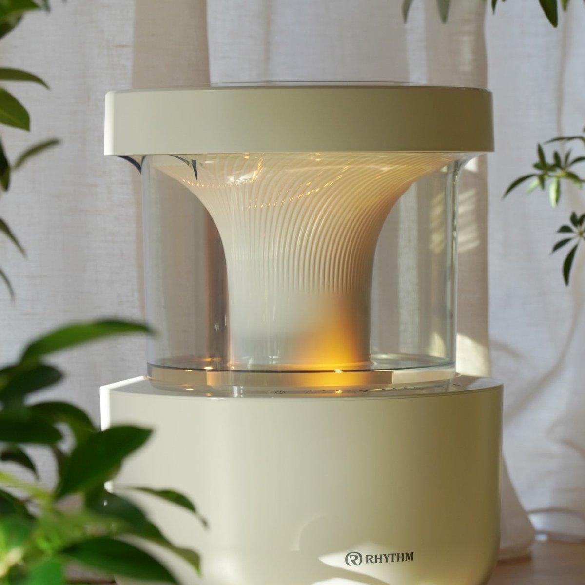 rhythm_1950's tweet photo. あかりも楽しめる加湿器で癒されたい方は、「💧」とコメントしてください!
#mist350 ご愛用者様の声💭
さっと洗って、さっと拭けて、さっと給水できるのが最高👊
こんな良い商品を見つけてくれた妻に感謝
Instagram mohiro03さま、ありがとうございます✨ https://t.co/Zq4VeZxGw5