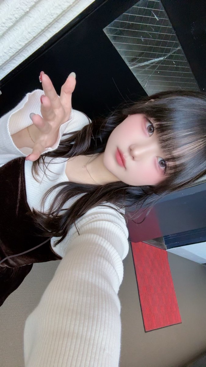 寒いから手、繋いで？