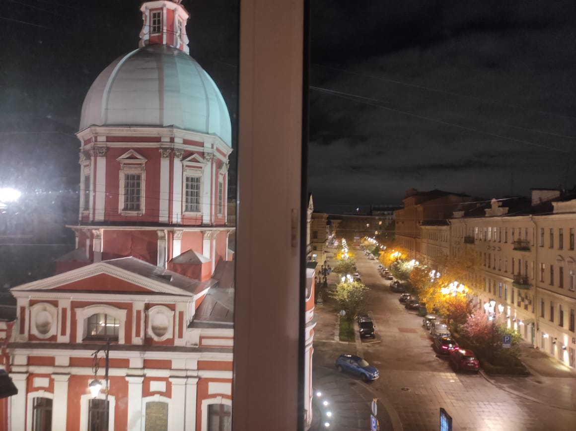 Вечерний Питер в утреннюю ленту. Так и живём 😊